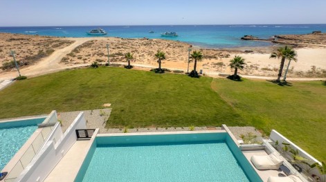 Aqua Beachfront Villas #1