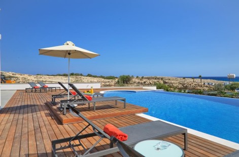 Oriana Seaview Villa