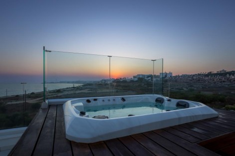 Love Bridge Seaview Villas - Villa 2