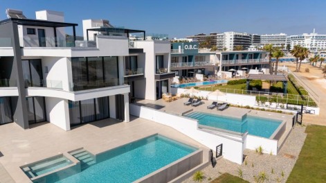 Aqua Beachfront Villas #1