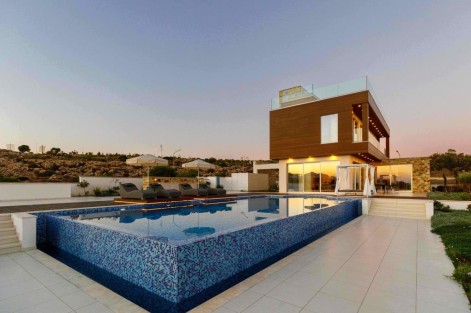 Love Bridge Seaview Villas - Villa 3
